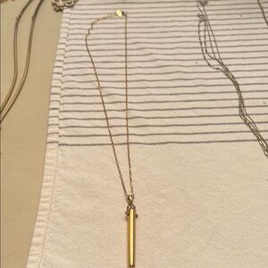 Elegant Gold Pendant Necklace